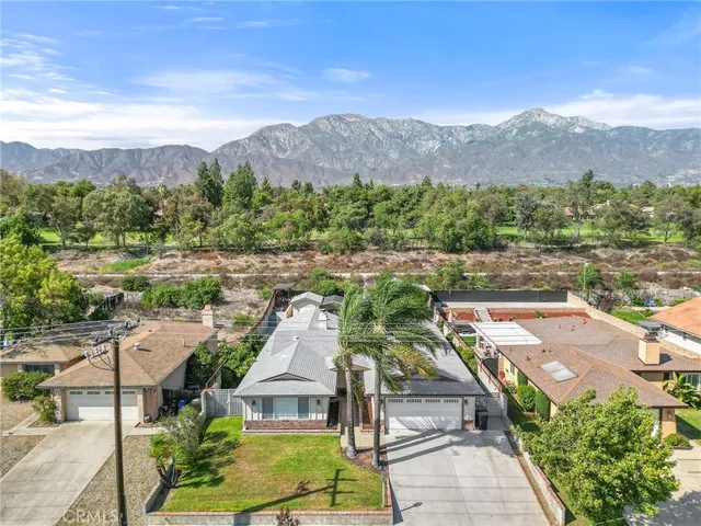 $899,000 | 1405 East 15th Street, Upland, CA 91786