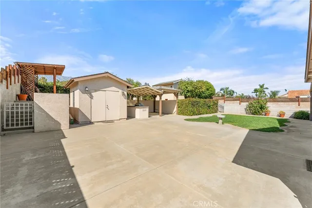 $899,000 | 1405 East 15th Street, Upland, CA 91786