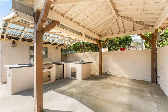 $899,000 | 1405 East 15th Street, Upland, CA 91786