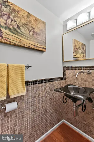 $644,900 | 2810 Andiron Lane, Vienna, VA 22180