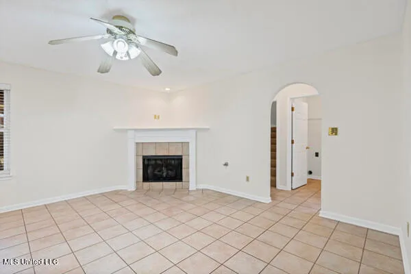 $335,000 | 7643 Broken Hickory Drive, Walls, MS 38680