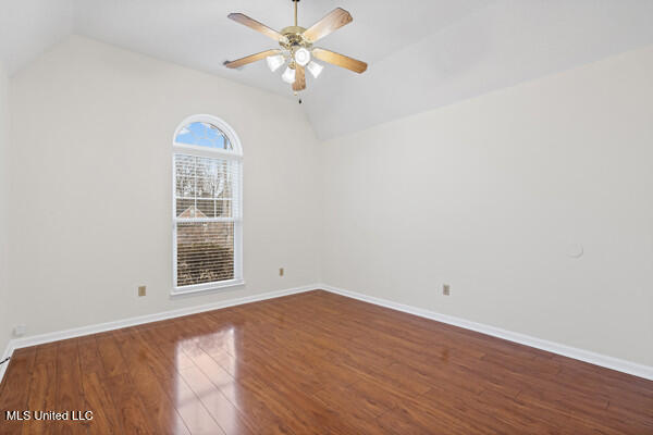7643 Broken Hickory Drive Walls, MS 38680 - Photo 14 of 35 2nd bedroom