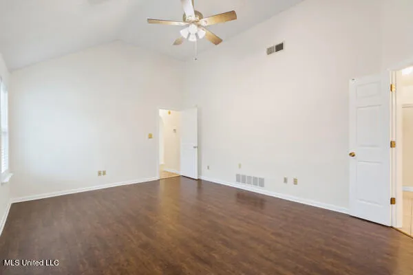 $335,000 | 7643 Broken Hickory Drive, Walls, MS 38680