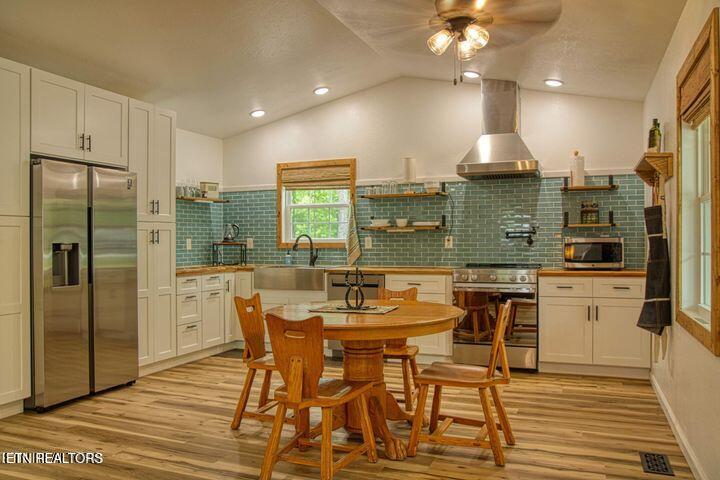 526 Ridge Crest Road Jamestown, TN 38556 - Photo 5 of 13 ridgecrest kitchen