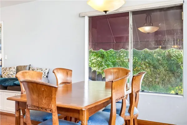 $5,500 | 612 Alta Vista Drive, Glendale, CA 91205