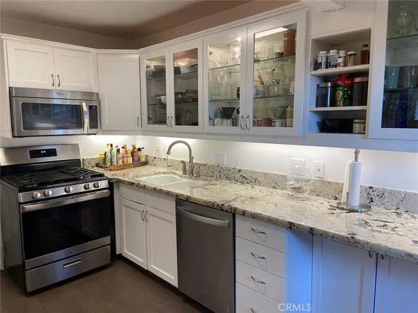 $5,500 | 612 Alta Vista Drive, Glendale, CA 91205