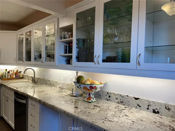 $5,500 | 612 Alta Vista Drive, Glendale, CA 91205