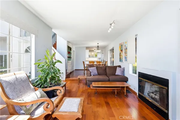 $5,500 | 612 Alta Vista Drive, Glendale, CA 91205