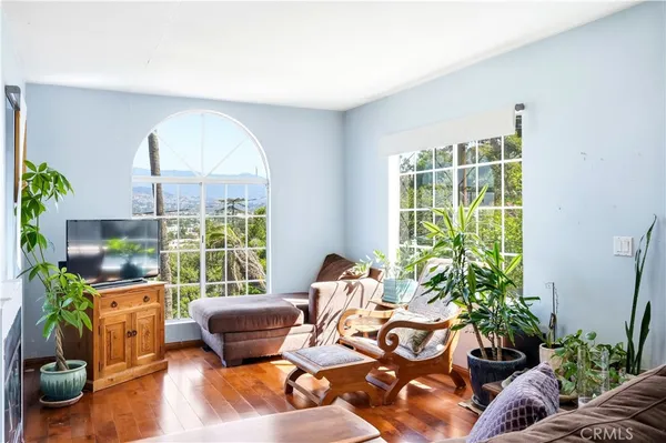 $5,500 | 612 Alta Vista Drive, Glendale, CA 91205