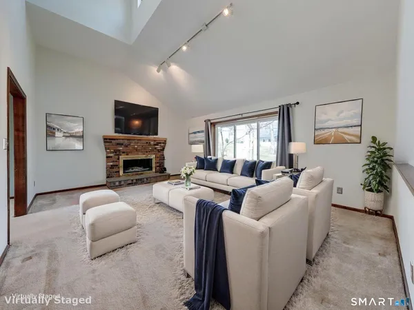 $469,900 | 94 Huckleberry Lane, Southington, CT 06489