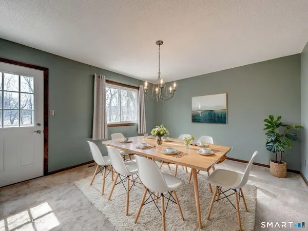 $469,900 | 94 Huckleberry Lane, Southington, CT 06489