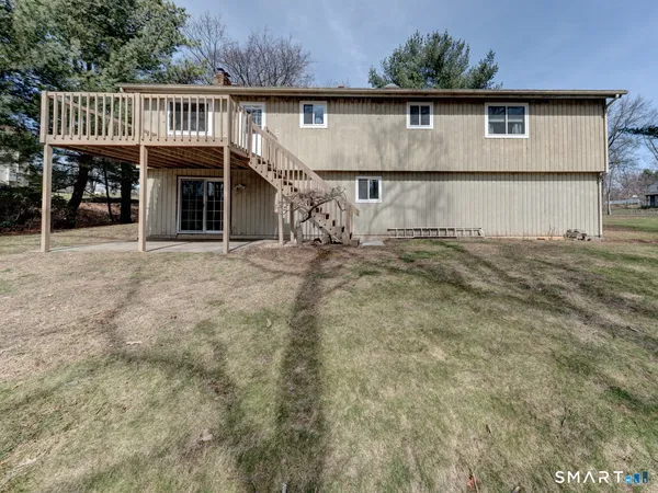 $469,900 | 94 Huckleberry Lane, Southington, CT 06489