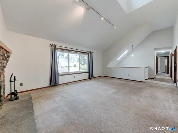 $469,900 | 94 Huckleberry Lane, Southington, CT 06489