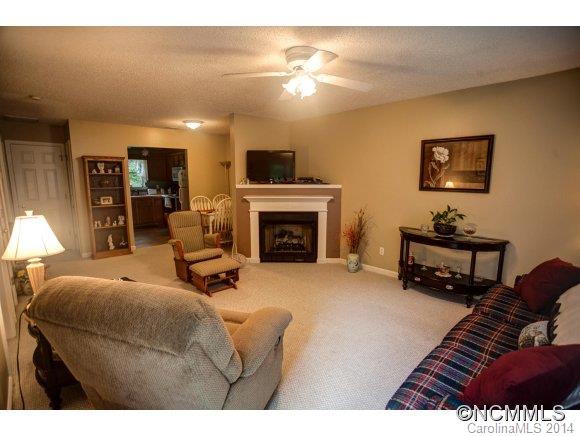 36 A Queen Road Candler, NC 28715 - Photo 3 of 12 Gallery Image 3