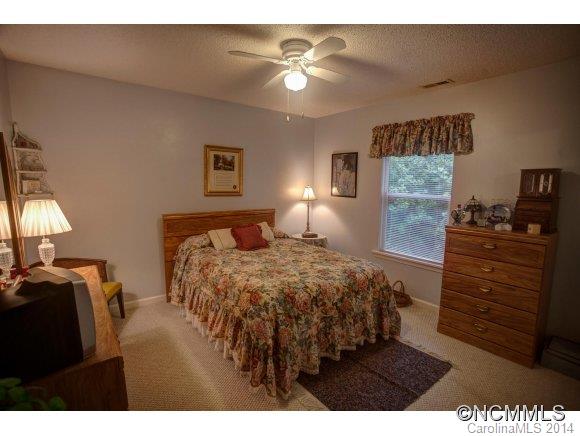 36 A Queen Road Candler, NC 28715 - Photo 10 of 12 Gallery Image 10