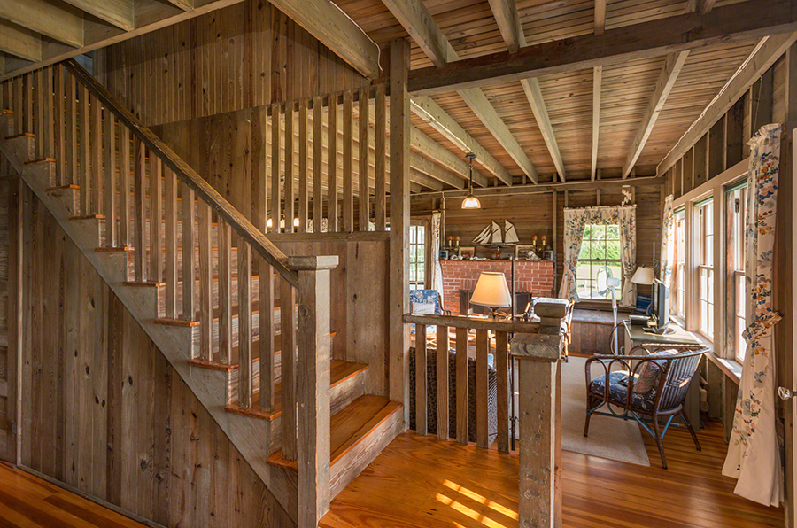 44 Green Hollow Road Edgartown, MA 02539 - Photo 29 of 45 a view of entryway and hall with wooden floor