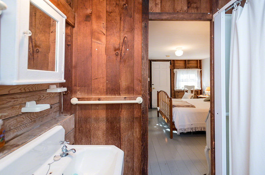 44 Green Hollow Road Edgartown, MA 02539 - Photo 44 of 45 a en suite bathroom with a tub shower and sink