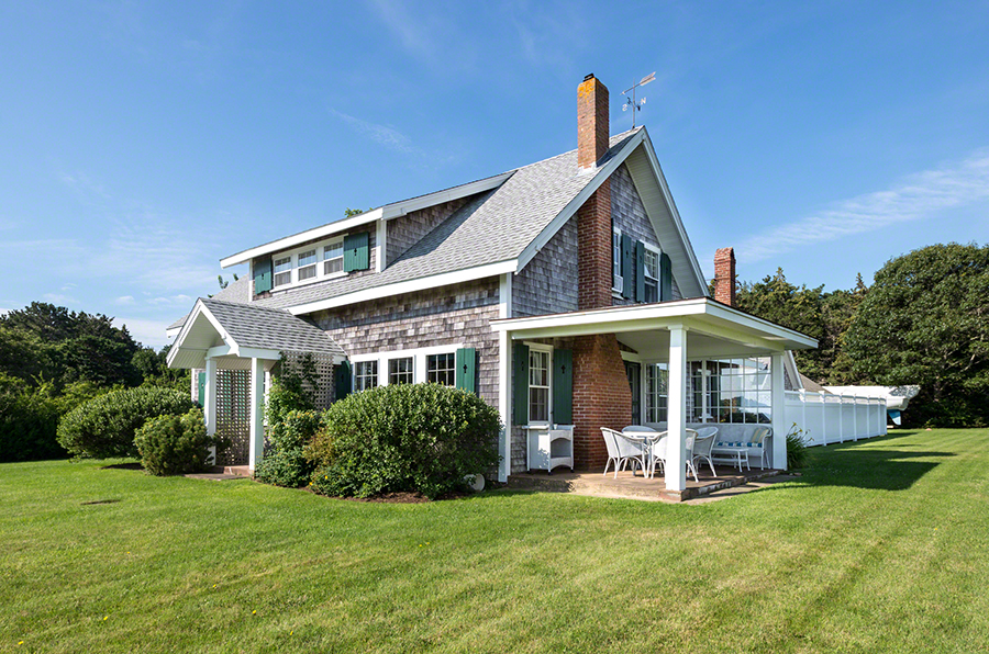 44 Green Hollow Road Edgartown, MA 02539 - Photo 8 of 45 a view of a house with a yard