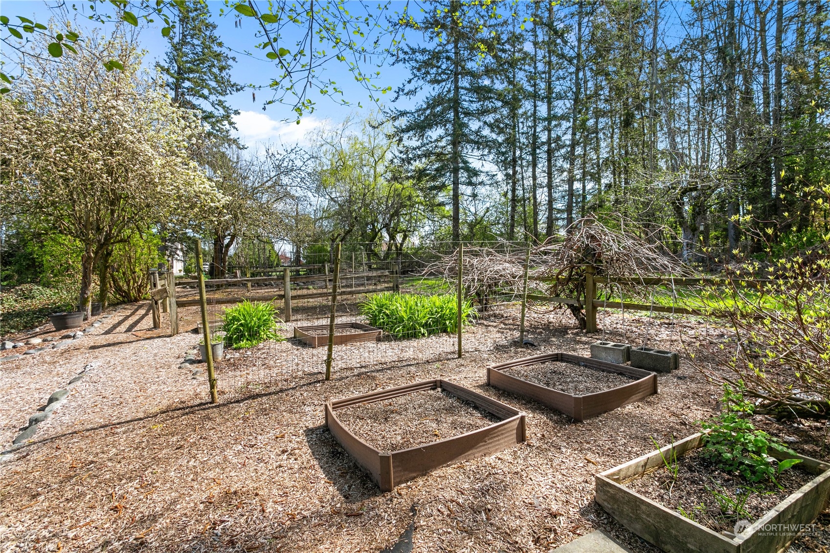 193 East Laurel Road Bellingham, WA 98226 - Photo 32 of 39 Gallery Image 32