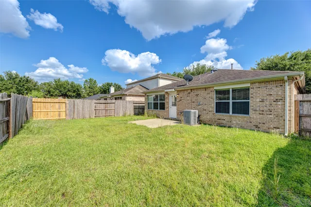 $2,000 | 16522 Grenada Falls Drive, Houston, TX 77095