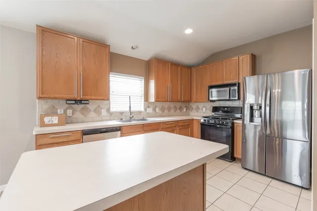 $2,000 | 16522 Grenada Falls Drive, Houston, TX 77095