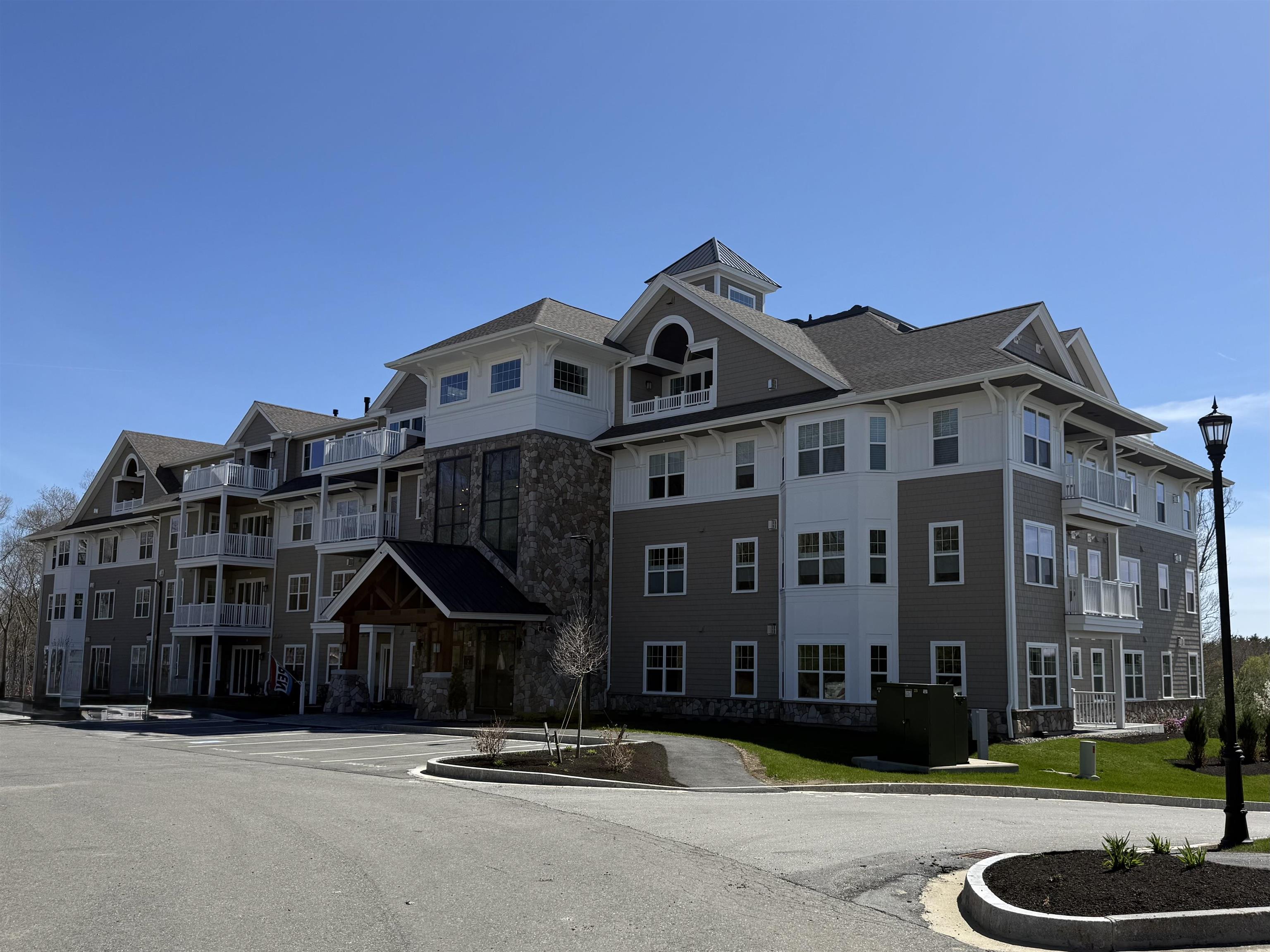 1 Longview Drive, Unit 205 Atkinson, NH 03811 - Photo 1 of 34