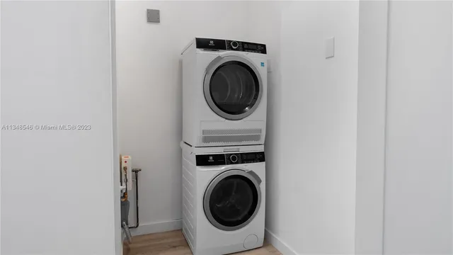 $5,000,000 | 1561 Jefferson Avenue, Miami Beach, FL 33139