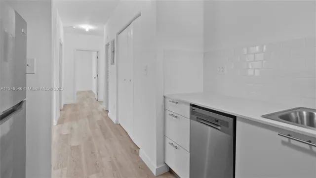 $5,000,000 | 1561 Jefferson Avenue, Miami Beach, FL 33139