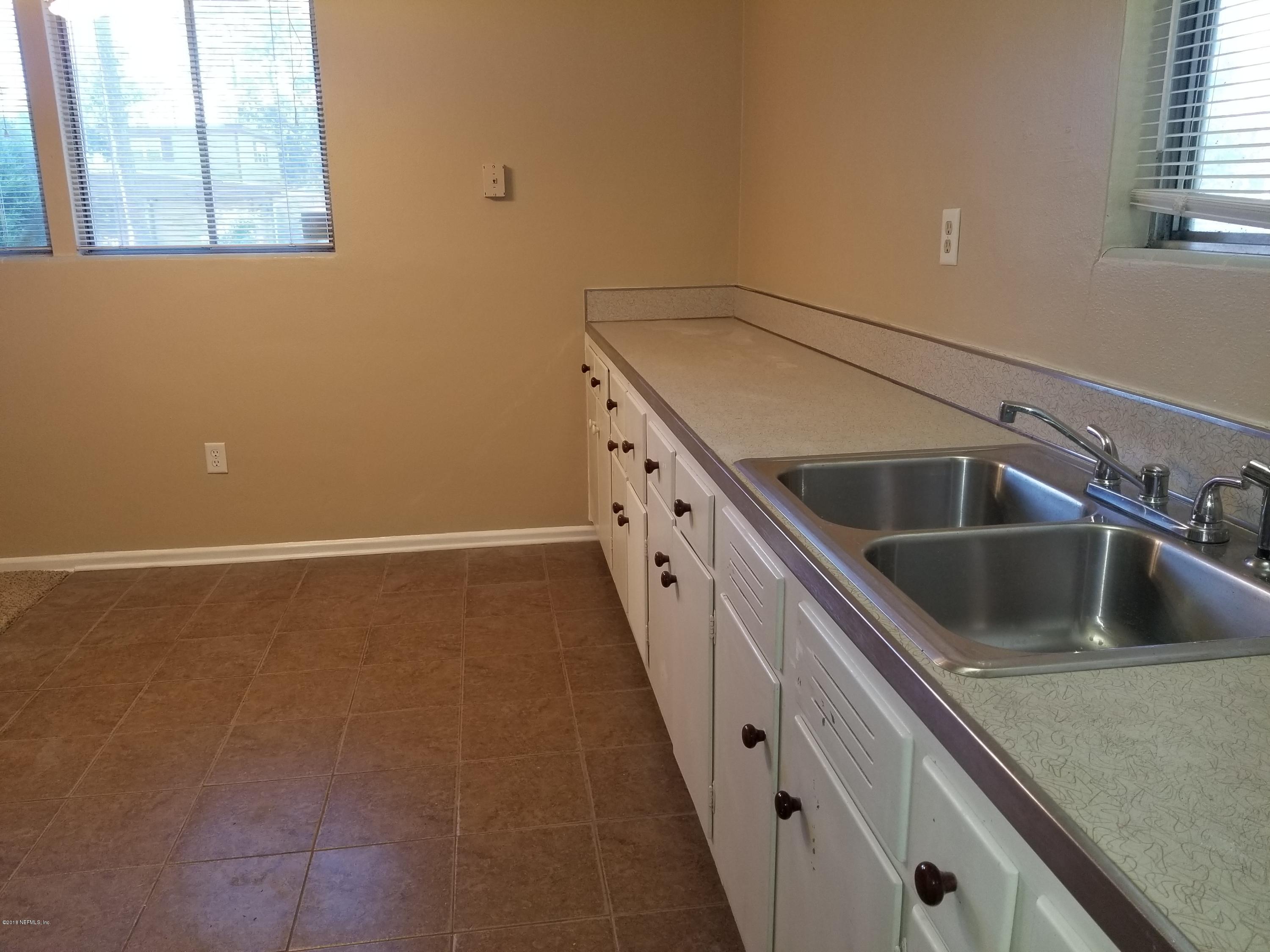 1201 Ibis Road Jacksonville, FL 32216 - Photo 5 of 27 Ibis 7