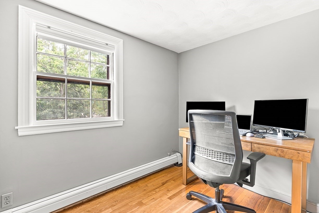 5 Elizabeth Road Stoneham, MA 02180 - Photo 20 of 39