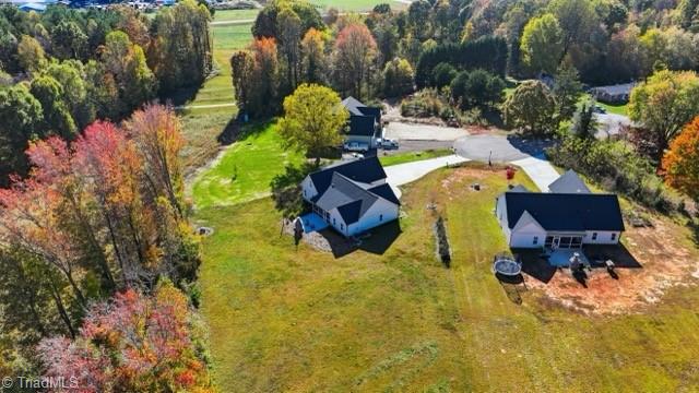 7900 Pate Drive Oak Ridge, NC 27310 - Photo 4 of 50