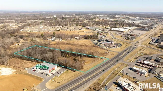 $825,000 | 5269 Hinkleville Road, Paducah, KY 42001