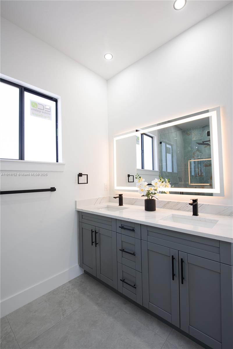 3115 2nd Street Southwest Lehigh Acres, FL 33976 - Photo 16 of 39