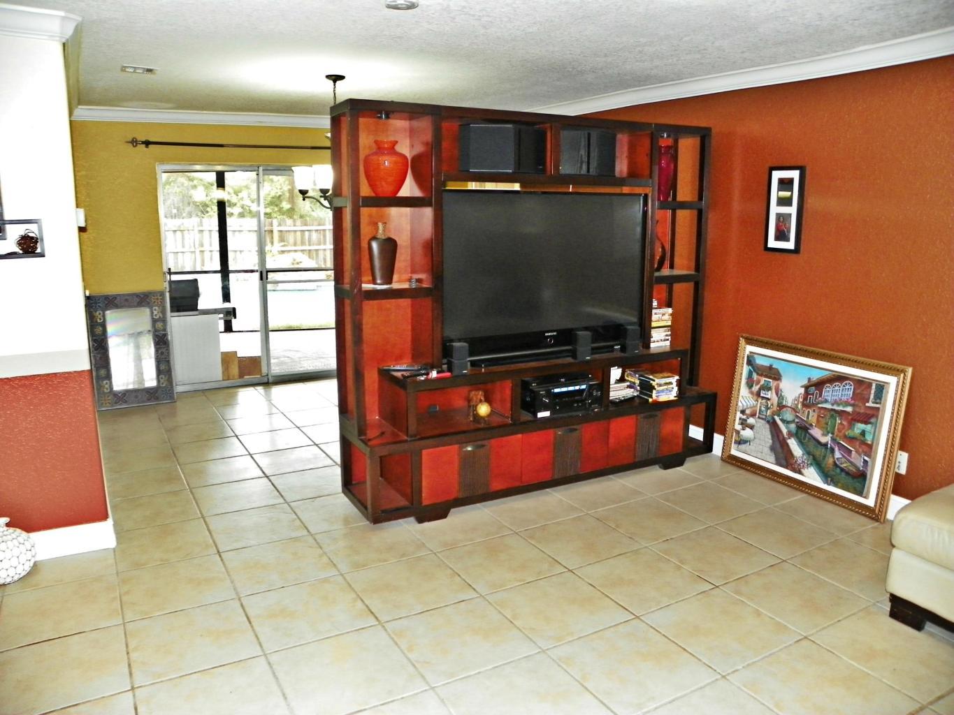 122 West Mango Road Lake Worth, FL 33467 - Photo 5 of 10 Large Living & Family Room