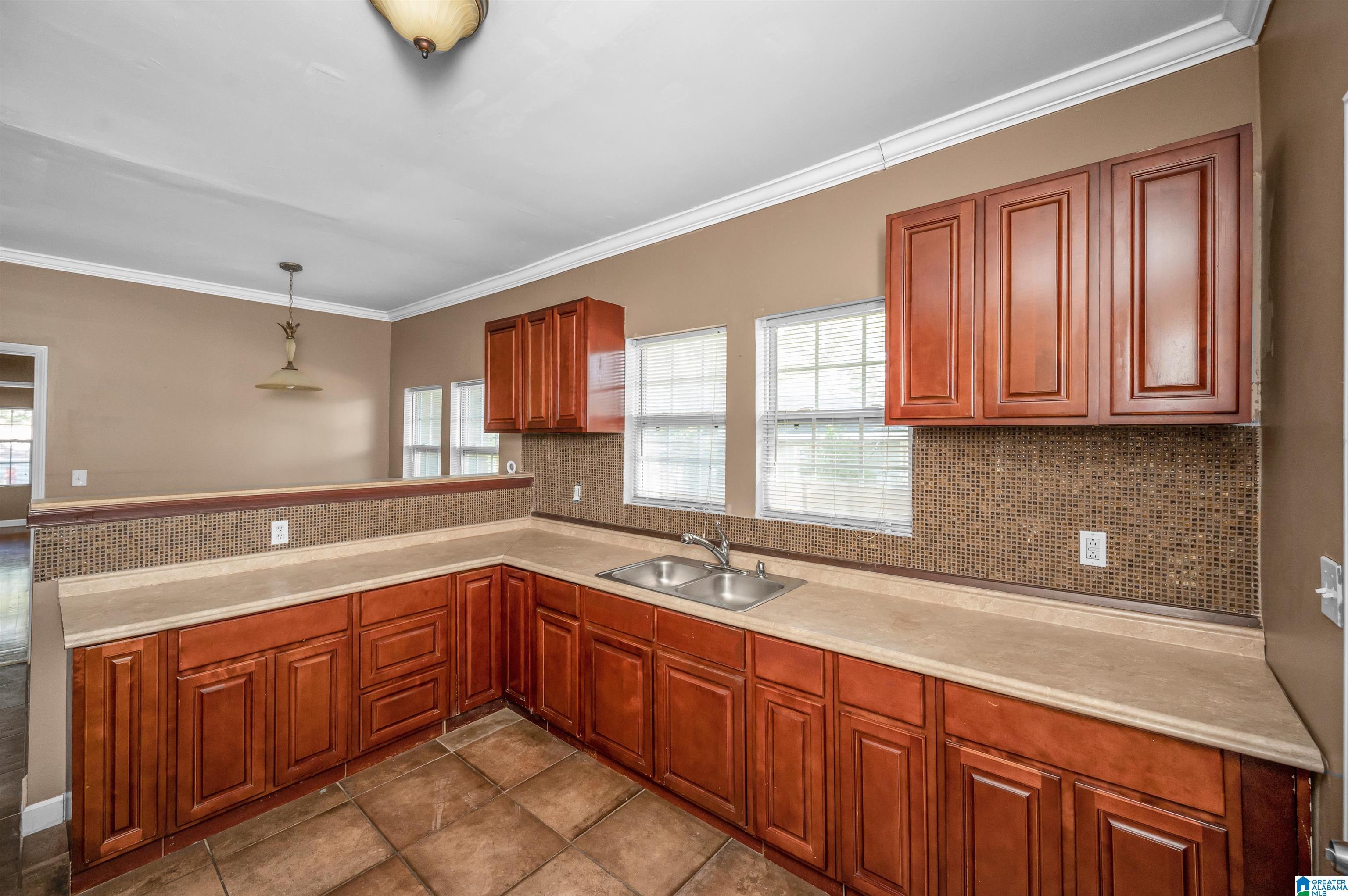 2211 25th Street Southwest Birmingham, AL 35208 - Photo 17 of 30