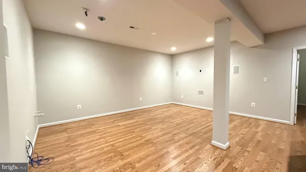 $4,200 | 19913 Naples Lakes Terrace, Ashburn, VA 20147