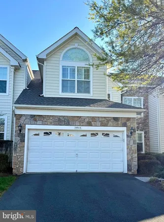 $4,200 | 19913 Naples Lakes Terrace, Ashburn, VA 20147