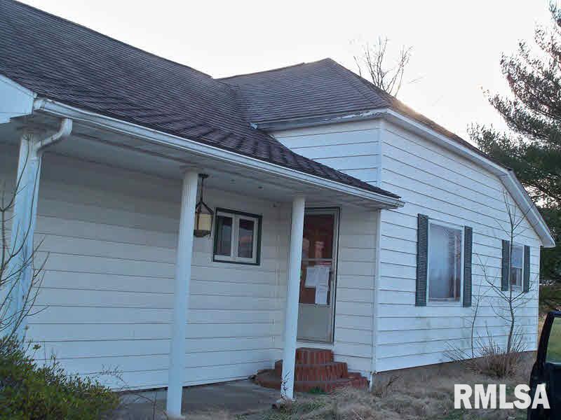 20427 Galatia Post Road Pittsburg, IL 62974 - Photo 3 of 6