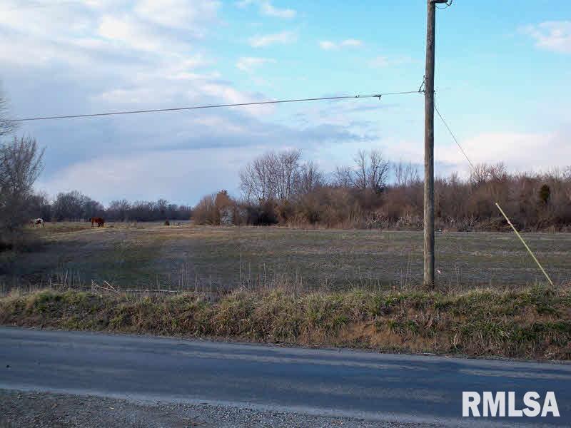 20427 Galatia Post Road Pittsburg, IL 62974 - Photo 5 of 6