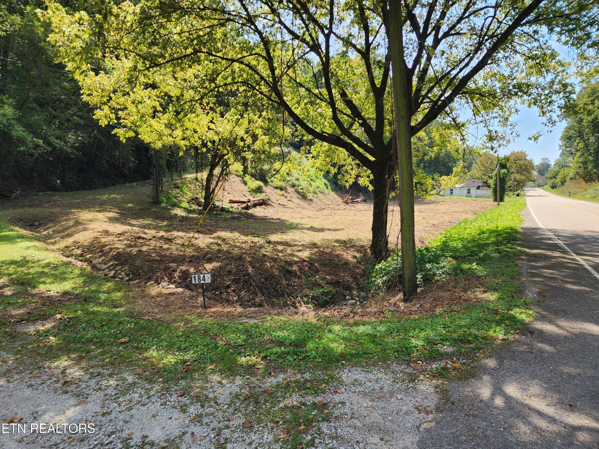 1843 Ruritan Road Harriman, TN 37748 - Photo 3 of 25 Gallery Image 3