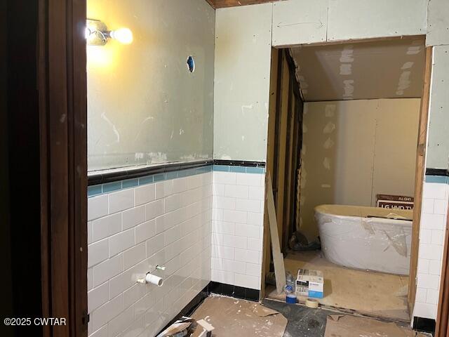 5259 Highway 104 Lavinia, TN 38348 - Photo 4 of 10 IMG_1139