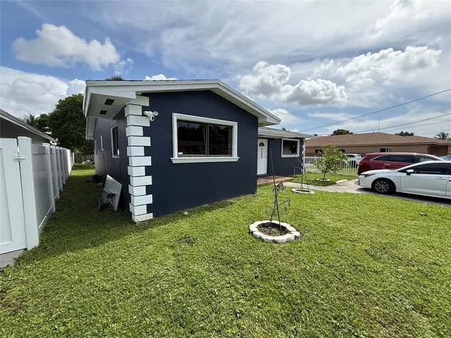 $589,000 | 5101 Southwest 24th Street, West Park, FL 33023