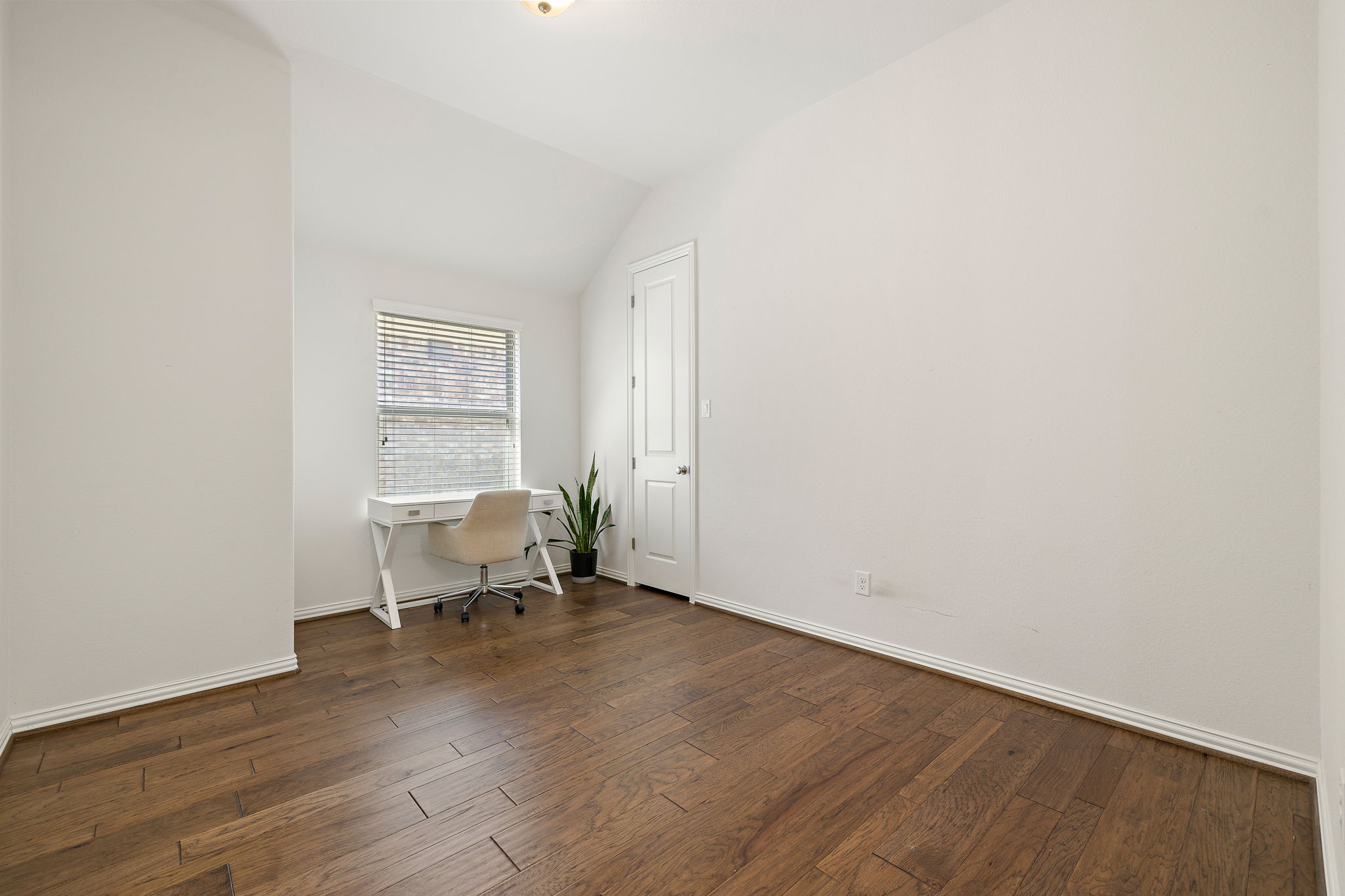 4201 Vespa Cove Leander, TX 78641 - Photo 17 of 29 an empty room with a bench and a window