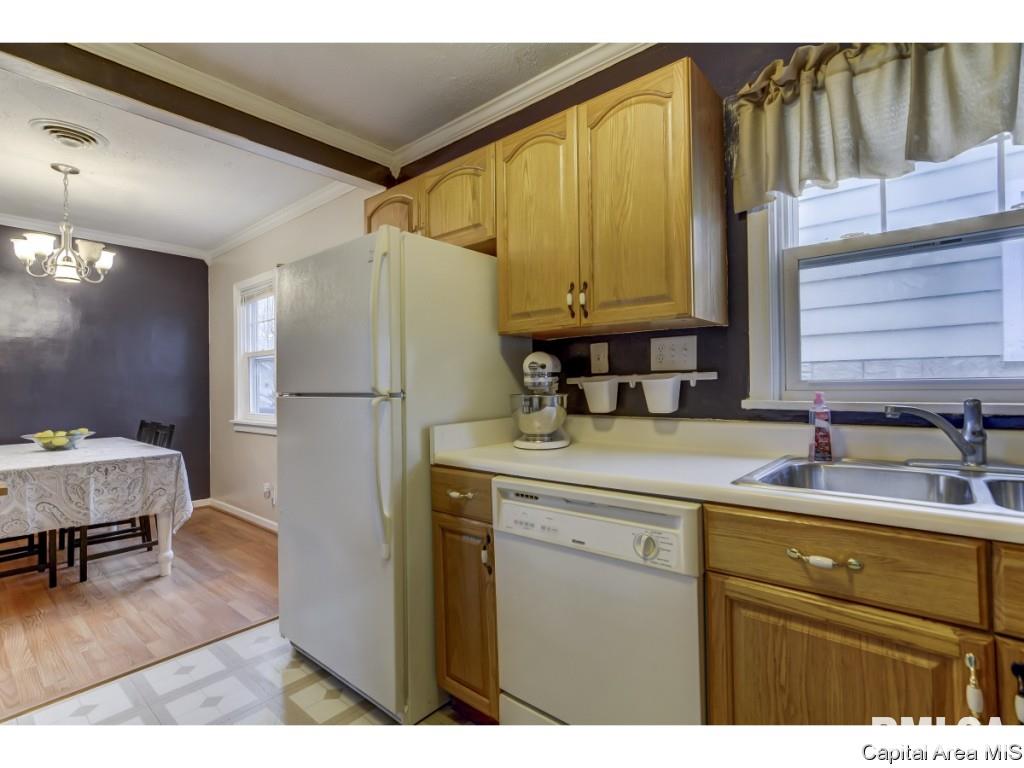 2409 South Pasfield Street Springfield, IL 62704 - Photo 15 of 30
