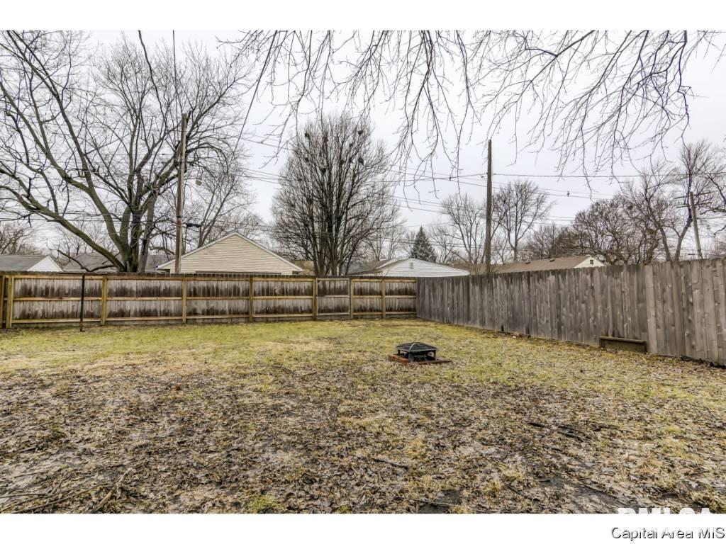 2409 South Pasfield Street Springfield, IL 62704 - Photo 6 of 30