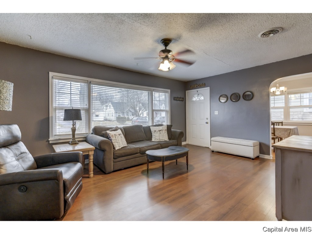 2409 South Pasfield Street Springfield, IL 62704 - Photo 7 of 30