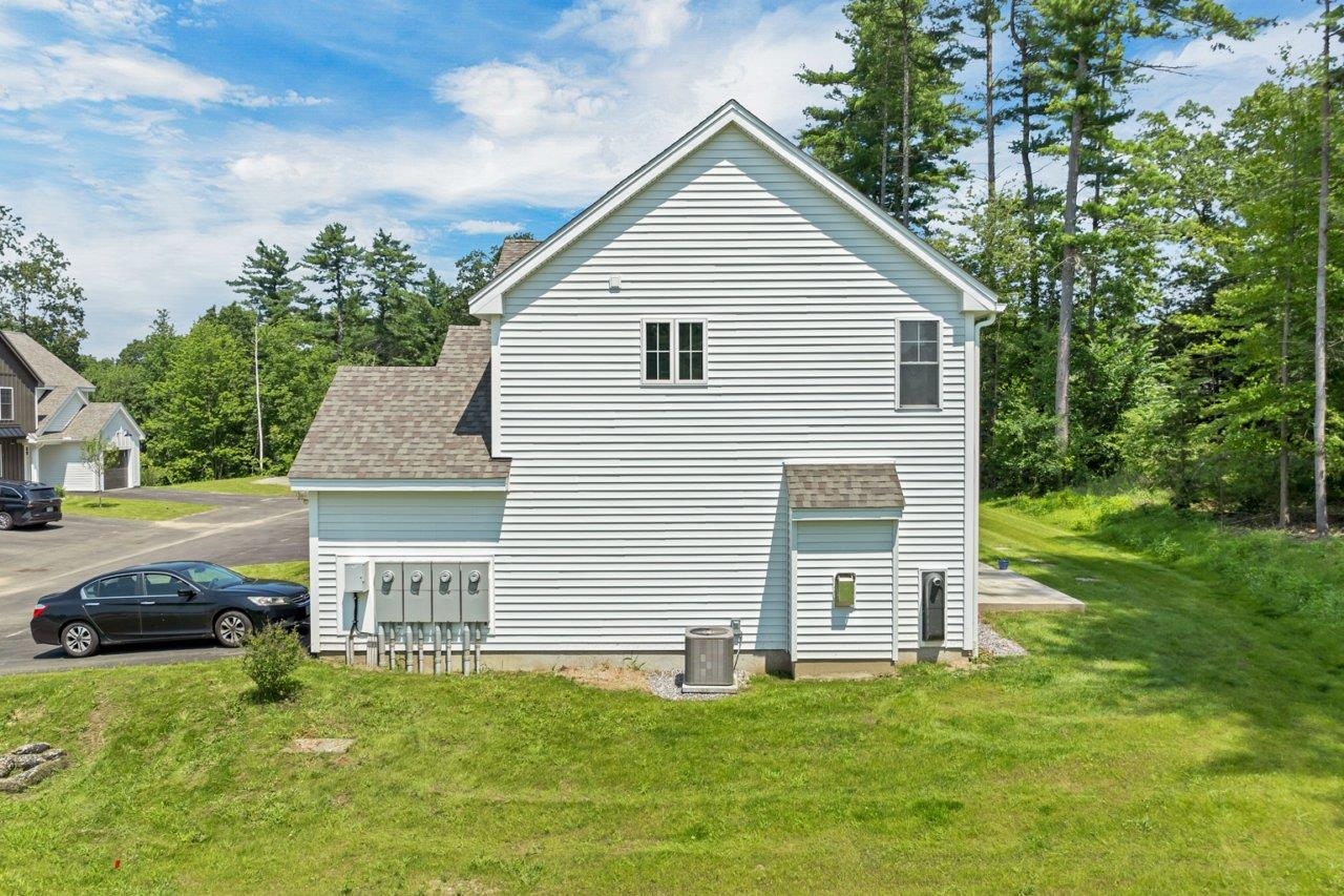 7 A A Street, Unit END A Litchfield, NH 03052 - Photo 9 of 59