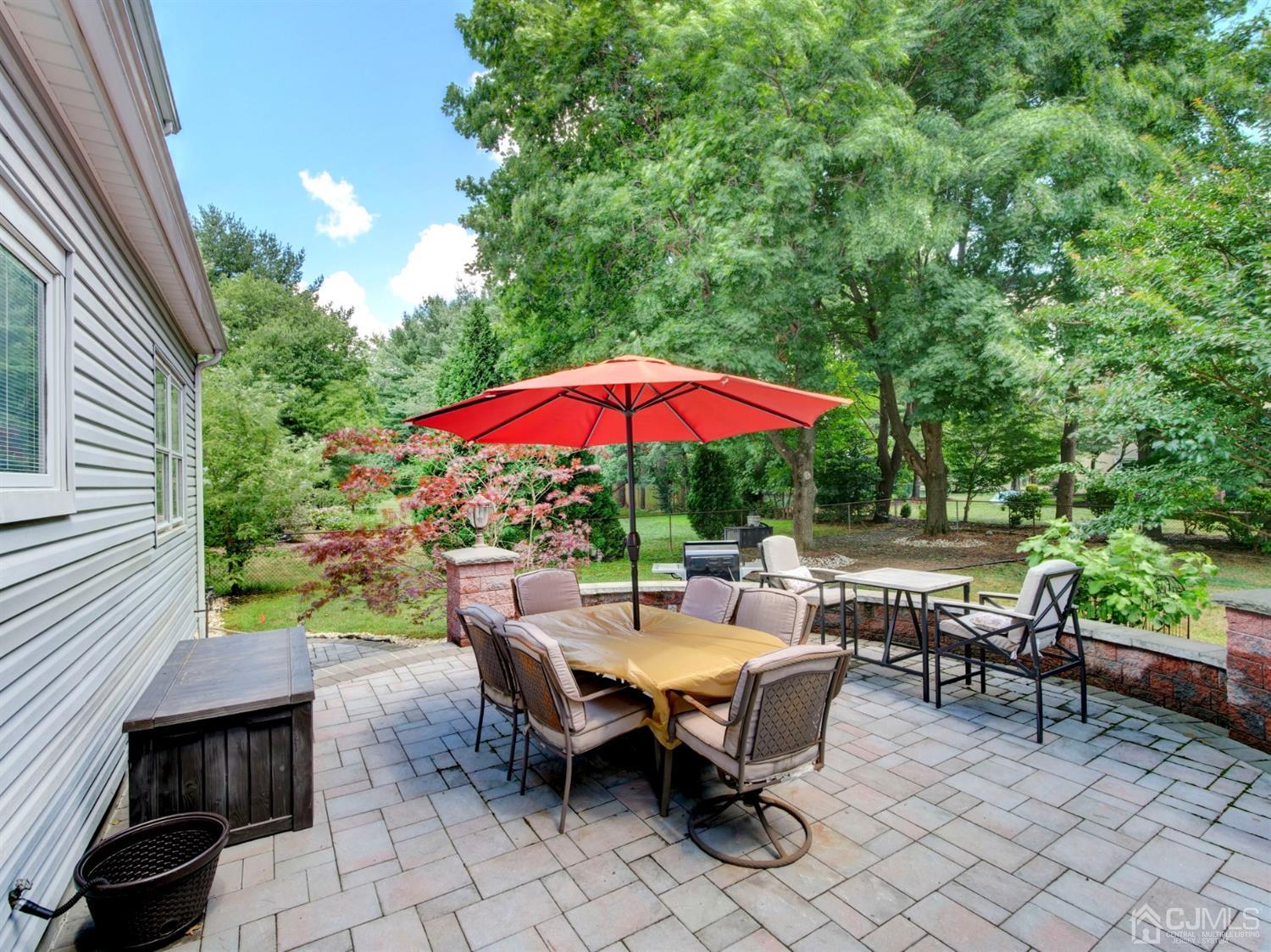 290 Dunhams Corner Road East Brunswick, NJ 08816 - Photo 6 of 28 Gallery Image 6