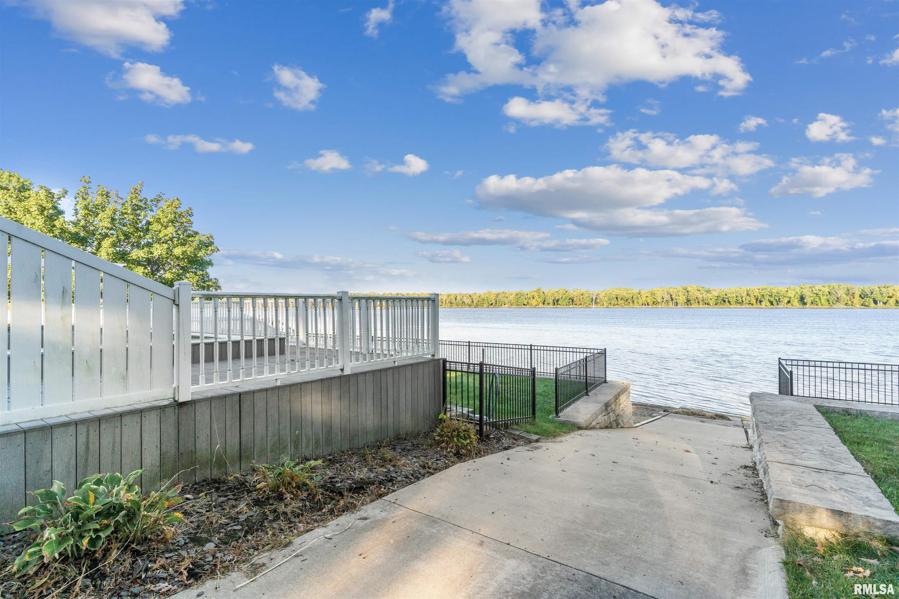 21604 River Road North Cordova, IL 61242 - Photo 25 of 39