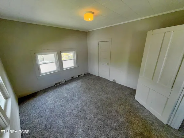 $129,900 | 608 Wright Street, Jellico, TN 37762